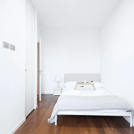 Апартаменты Easylife-appartamento Con Terrazzo In Porta Romana Милан