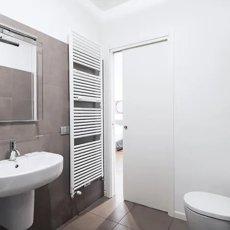 Easylife-appartamento Con Terrazzo In Porta Romana * Милан
