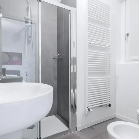 Apartment Easylife - - Muratori 13 - Porta Romana Milan