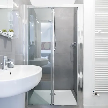 Easylife-appartamento Con Terrazzo In Porta Romana * Милан